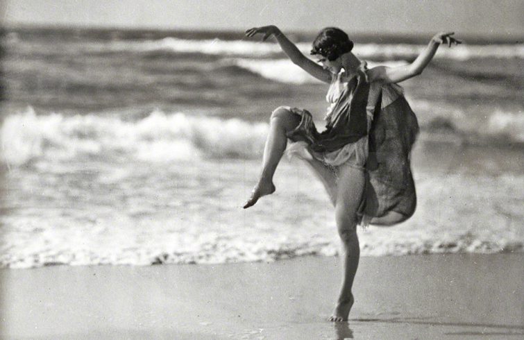 Isadora Duncan: la ballerina ispiratrice di pittori e scultori